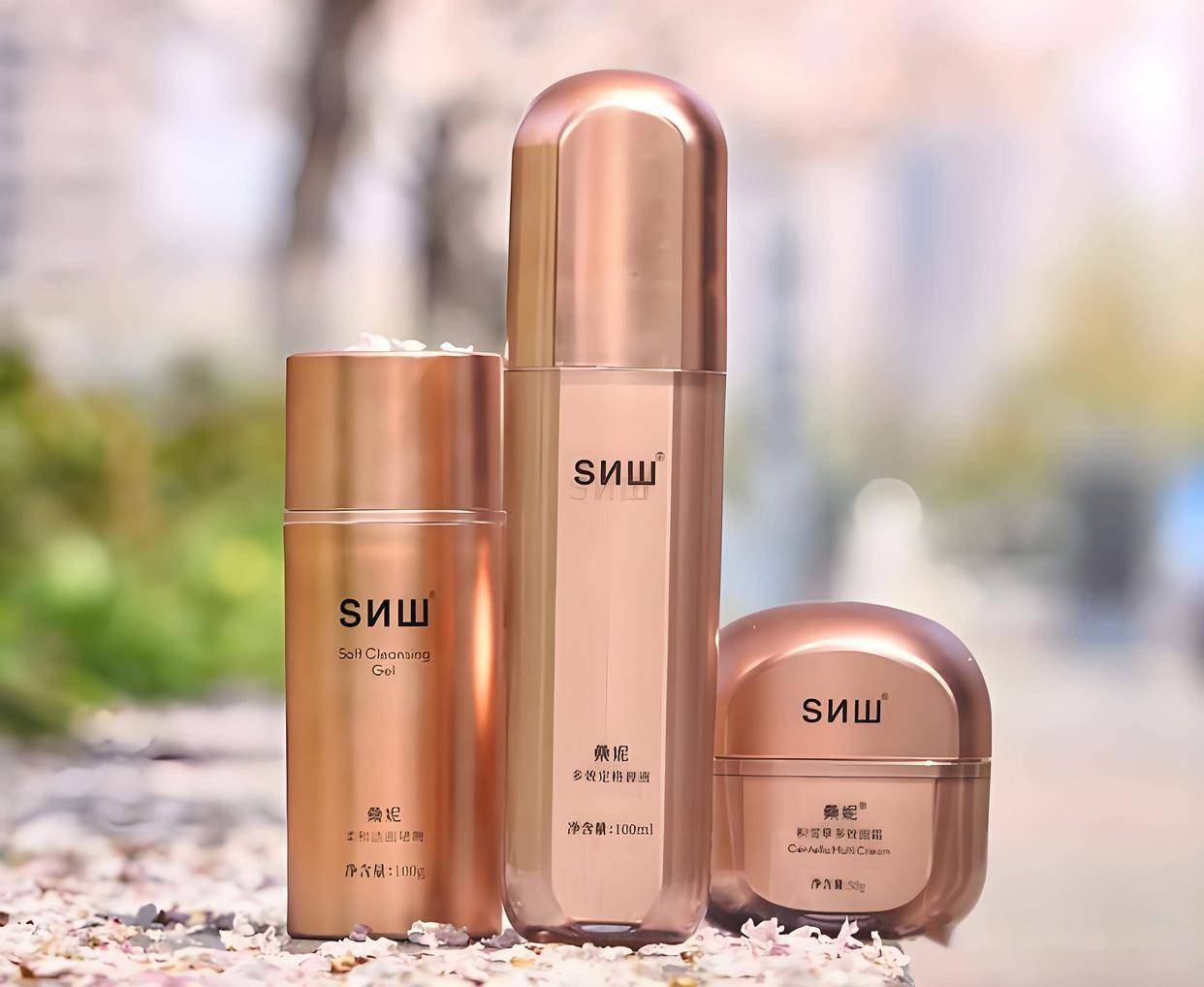 桑妮化妝品 成分實(shí)力獲贊，用戶(hù)口碑持續(xù)攀升